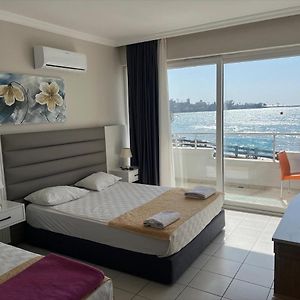 Deluxe Double or Twin Room Sea View